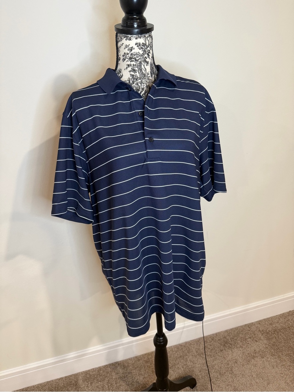 Greg Norman Collection Navy and White Striped Polo size Large